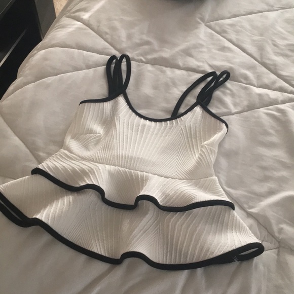 White and black top - Picture 1 of 3